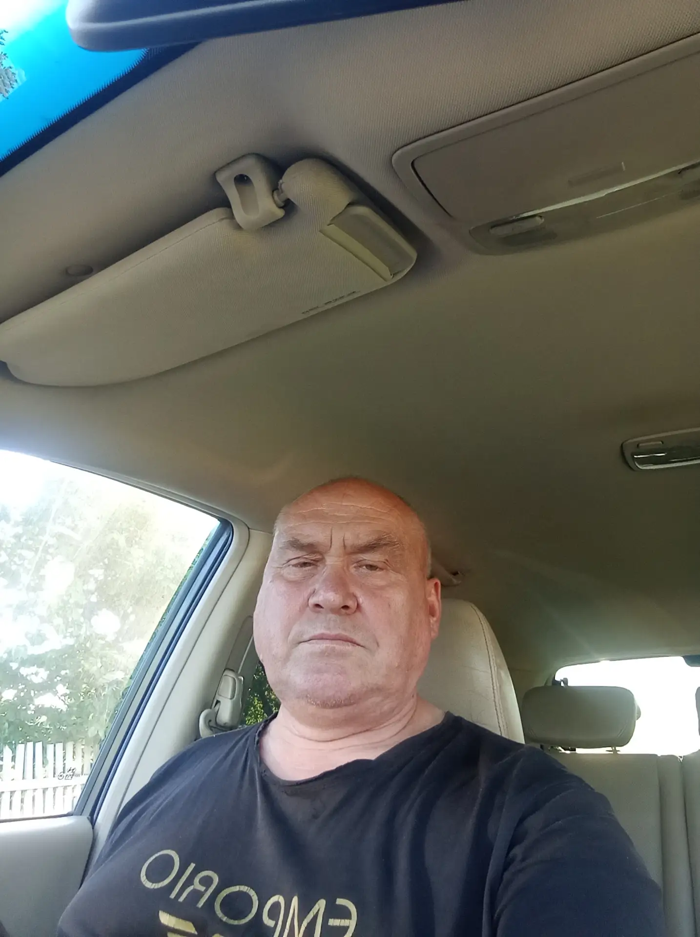 👦 Валерий, 60
📍 Бийск

Ищи меня в боте 👇
🍷 МОЖНАЛИЗА — твой бот знакомств