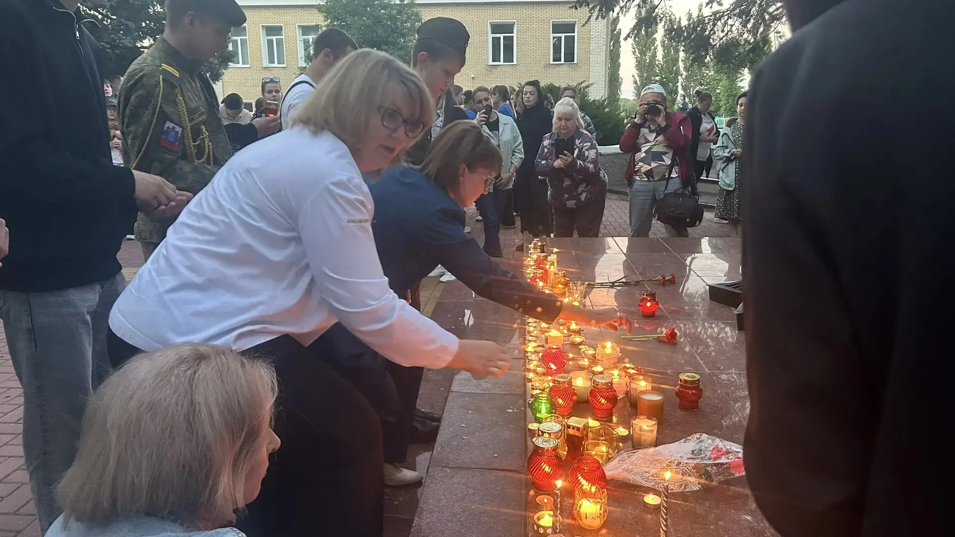 В рамках мероприятий, приуроченных ко Дню памяти и скорби , студенты колледжа приняли участие в горо