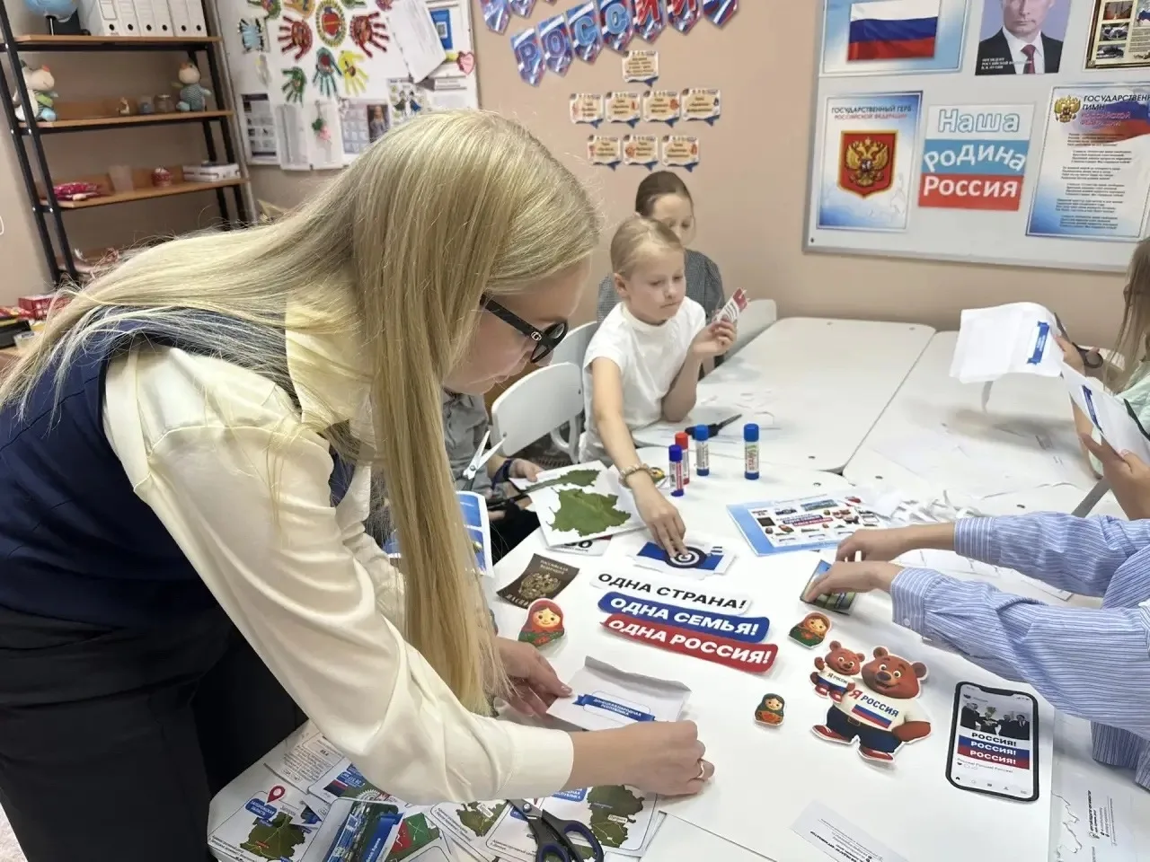 🇷🇺30 сентября – День воссоединения ДНР, ЛНР, Херсонской и Запорожской областей с Россией