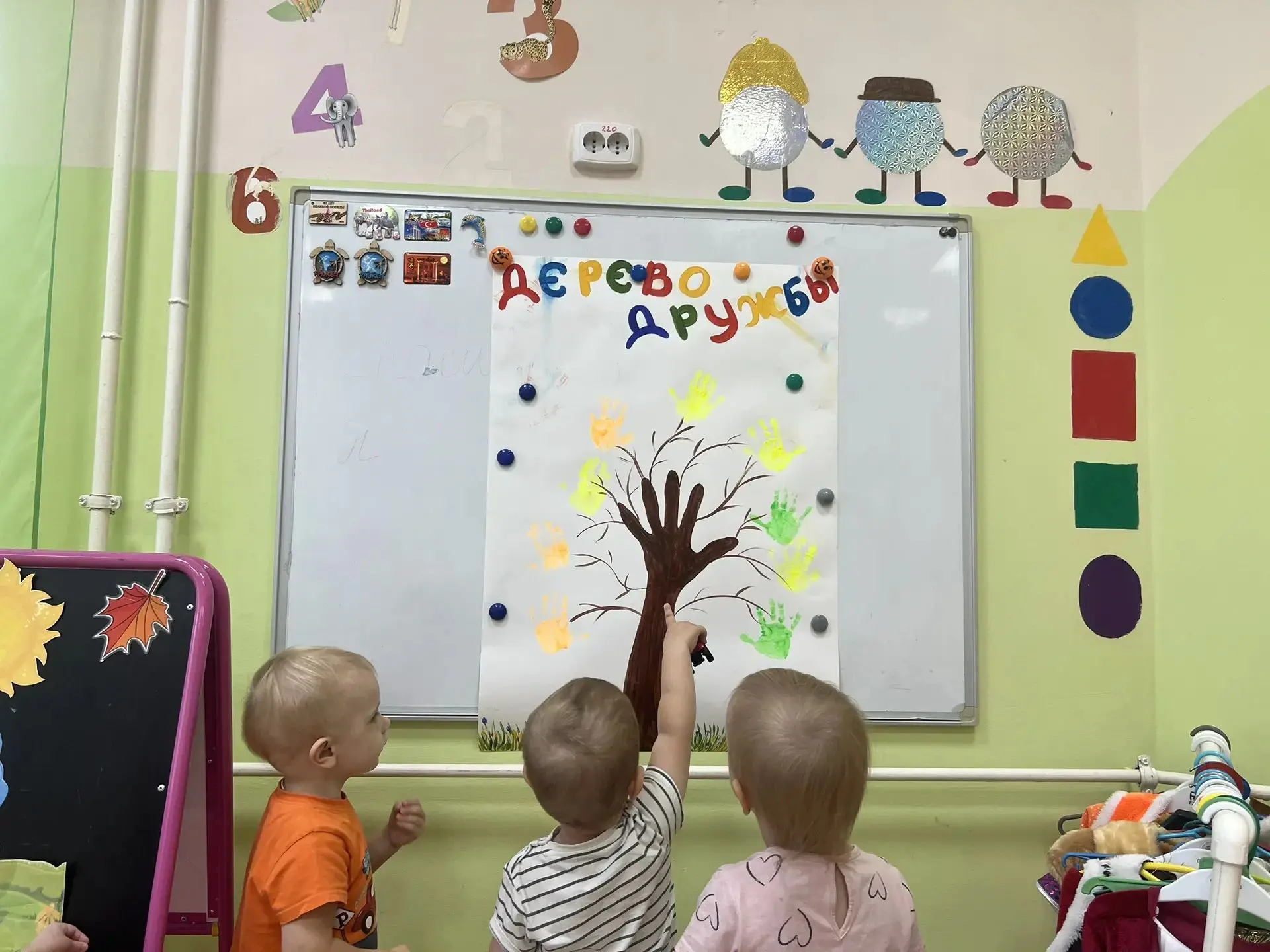 Сегодня в нашей группе "Капельки" произошло настоящее чудо! Малыши с огромным энтузиазм...