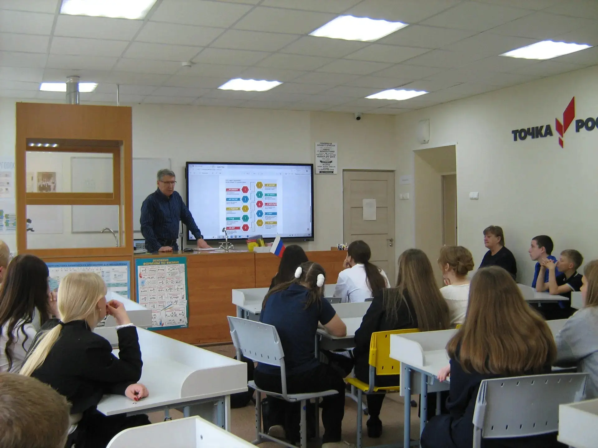 Продолжая тему пагубного влияния вейпов и электронных сигарет на здоровье подрастающего...