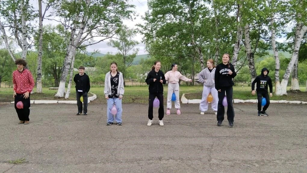 Наш лагерь: старт дан! Заряжаемся на все лето! 
🏕️Сегодняшний день в пришкольном лагере начался про