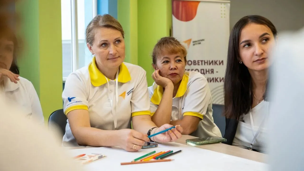 🧡 Росдетцентру — 10 лет: Оренбургская область в числе регионов, формирующих новую философию воспитан