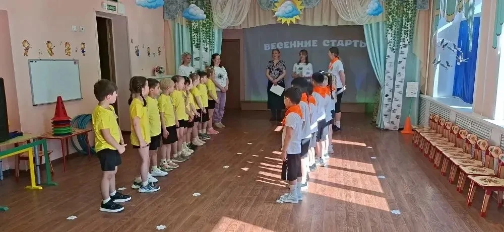Поздравляем команду «Спортики» подготовительную группу дошкольного отделения нашей школ...