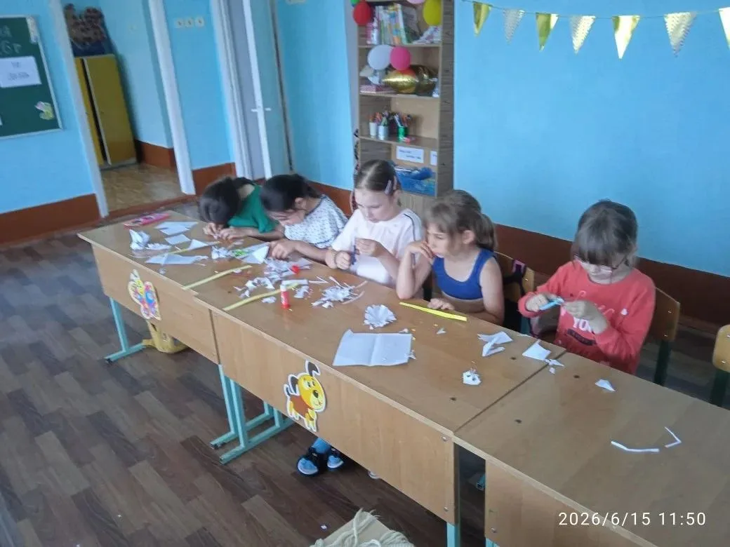 День десятый 
 15.06.2026 г.
Тема дня: «Я и моя семья»

День начался традиционно с линейки, утренней