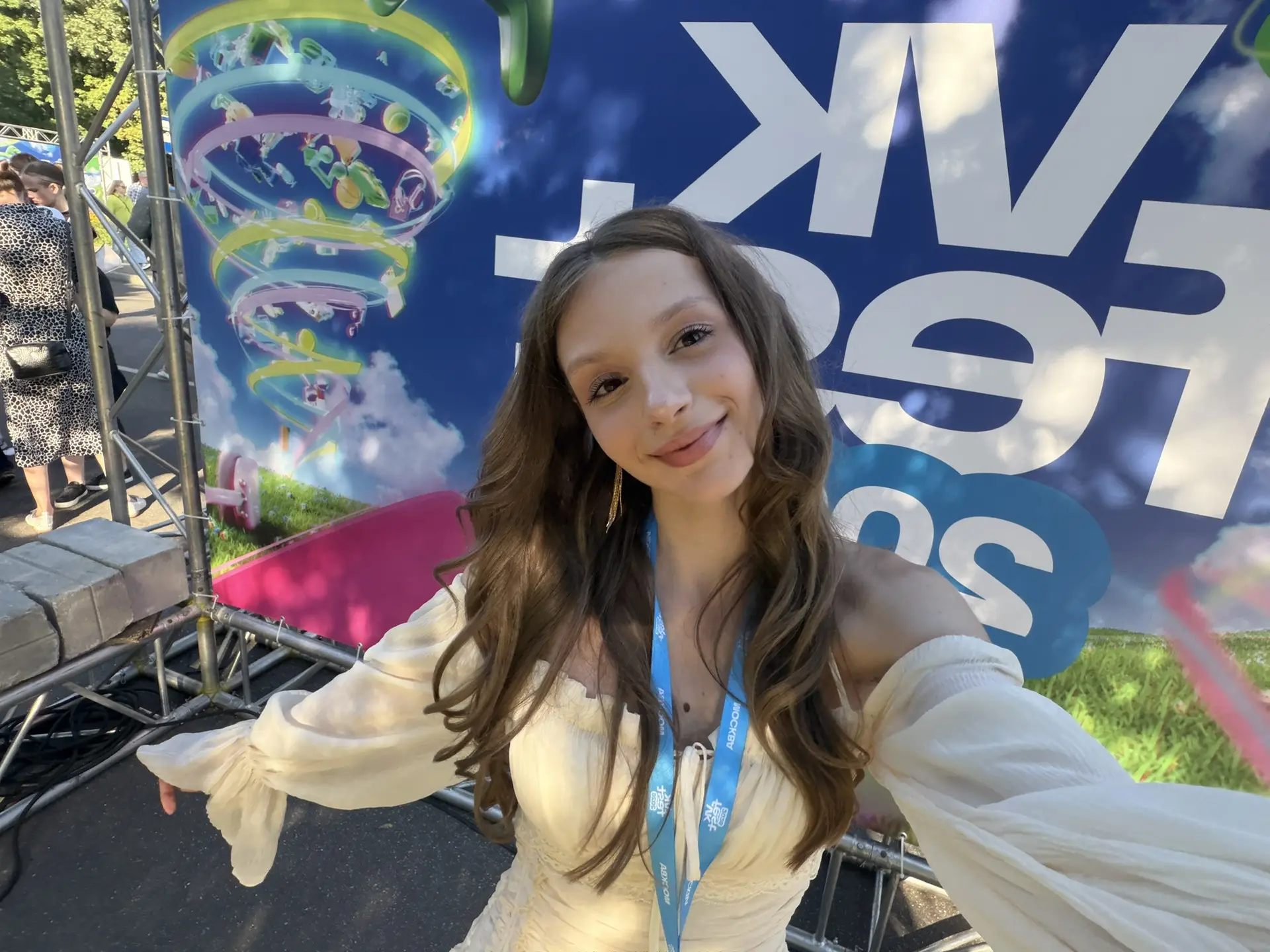 Мои остальные соц сети:
💙Вк-https://vk.ru/club228667362
❤️Ютуб-https://youtube.com/@mztsvetok?si=xD