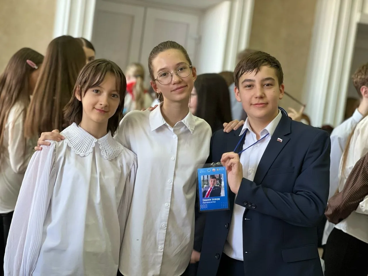 Мы — на Большом школьном фестивале!  Сегодня - день старта БШФ, и наши активисты, конечно, в самом ц