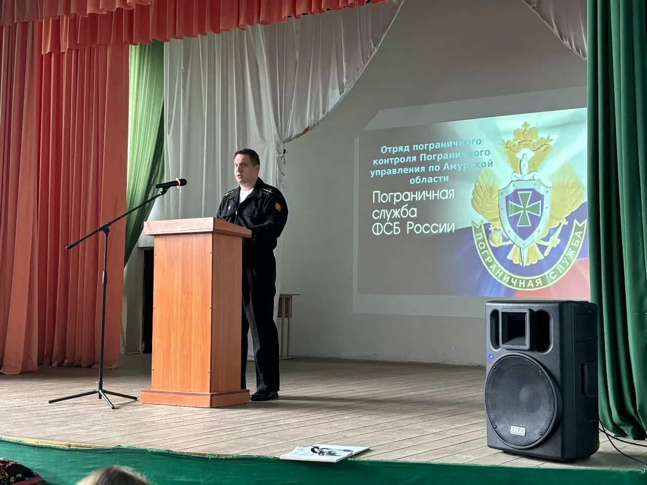 ОБУЧАЮЩИЕСЯ ВЫПУСКНЫХ ГРУПП ВСТРЕТИЛИСЬ С ПРЕДСТАВИТЕЛЯМИ ПОГРАНУПРАВЛЕНИЯ ФСБ