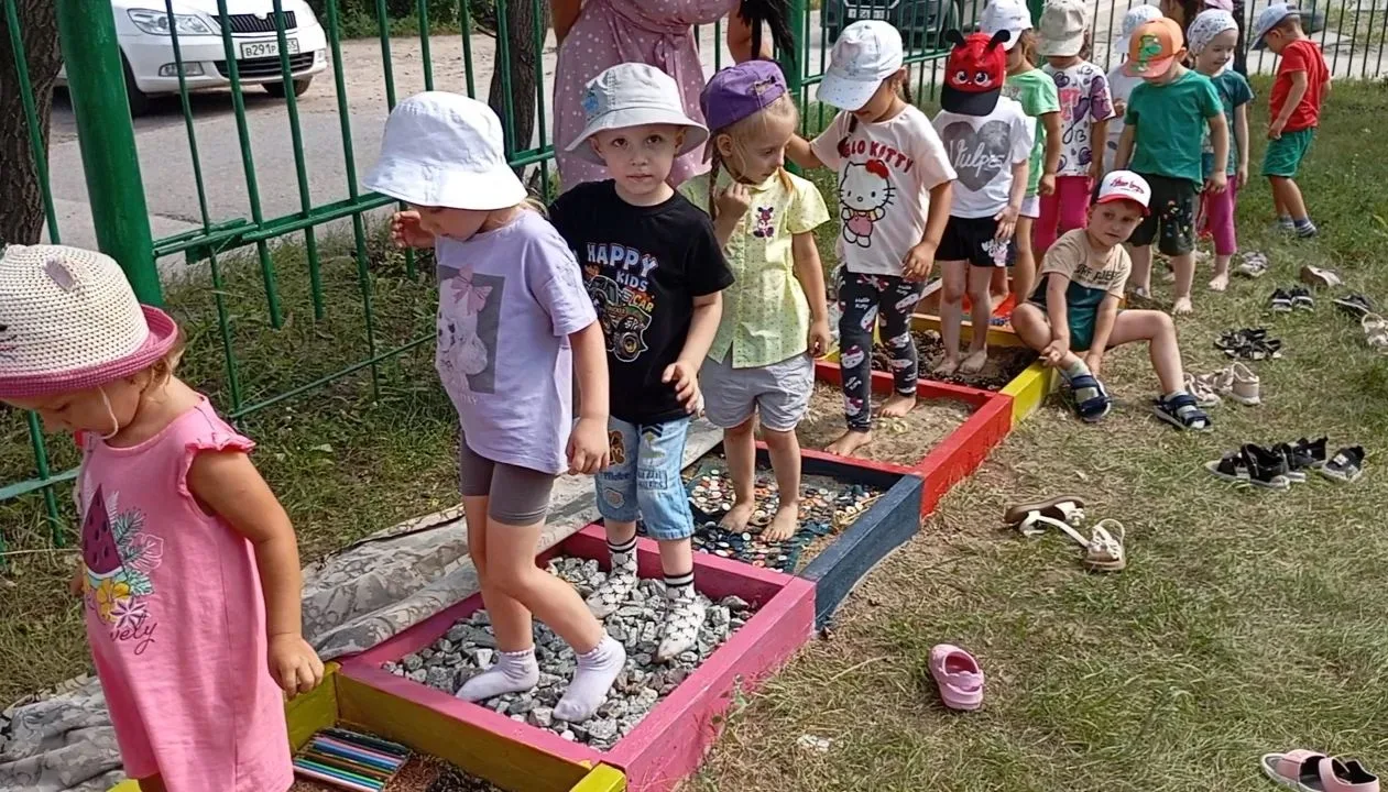😀 29 июля в нашем саду прошёл День Здоровья! 

Ребята совершили увлекательное путешествие по дорожк