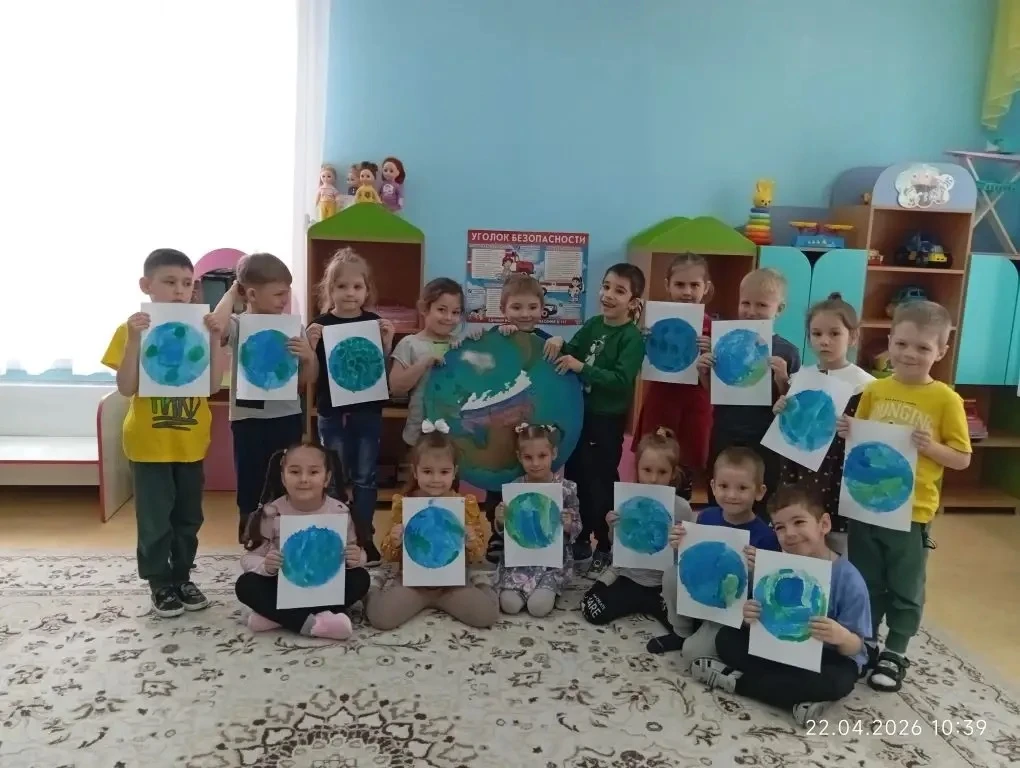 На прошлой неделе также прошло занятие, посвященное Дню земли в старшей группе «Капельк...