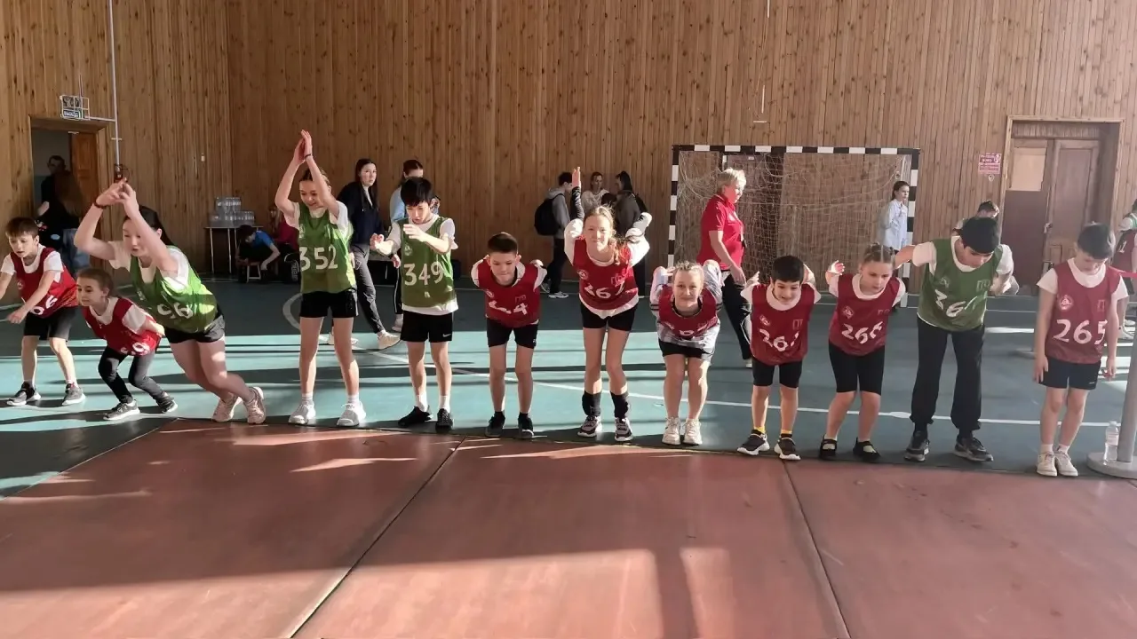 Сегодня наши ученики приняли участие в Фестивале Всероссийского физкультурно‑спортивного комплекса «