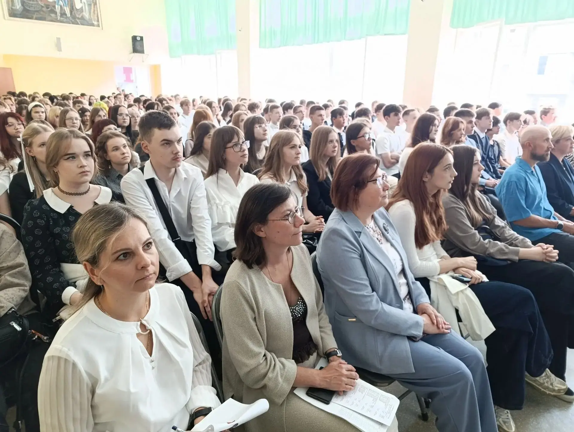 🎓Новый старт состоялся! Как Ярославский градостроительный колледж открыл двери для ИТ-...