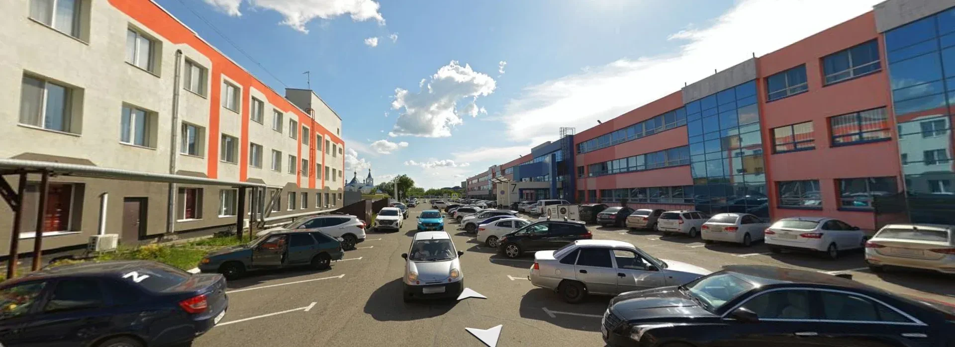 В мегамолле «Мармелад» прокомментировали введение платных парковок