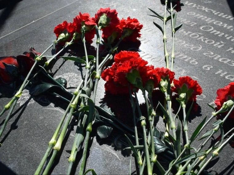 🕯️ В Иванове почтили память погибших в годы Великой Отечественной войны

Утром 22 июня, в День памя