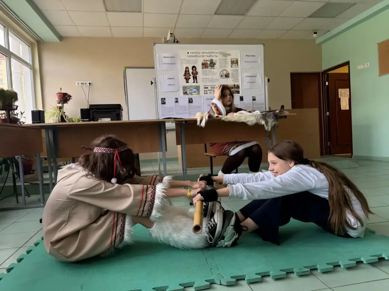 🇷🇺 В рамках празднования Дня школы, приуроченного к Году единства народов России, учащиеся 6 «В» кла
