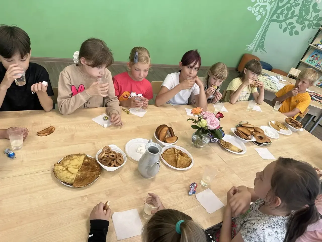 ♻️Сегодняшний день стал особенным для наших юных друзей! Мы отпраздновали Международный день вожатог