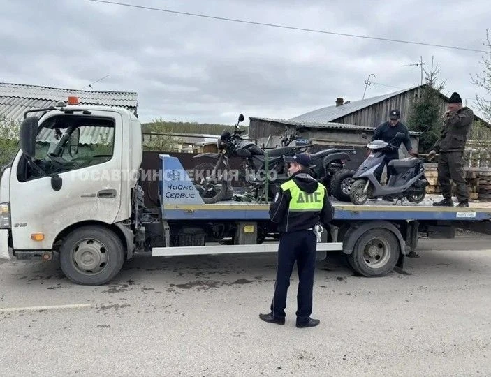 ❌❗️ В школу на квадроцикле и мопеде: В Новосибирском районе задержаны несовершеннолетни...