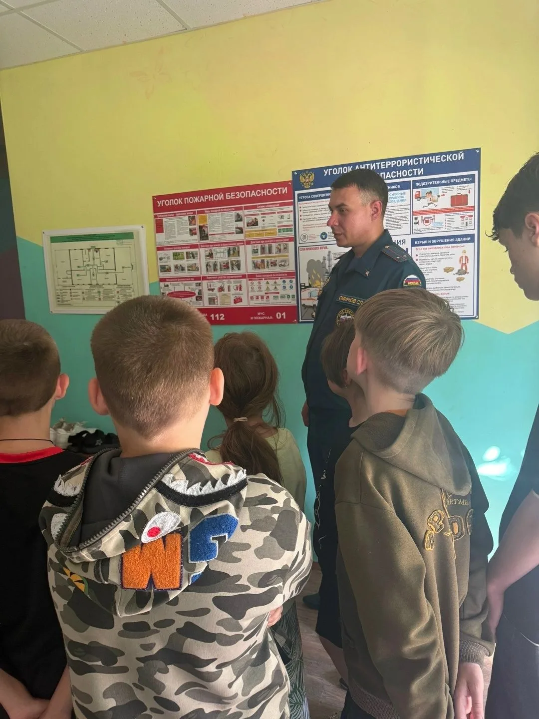 Безопасное лето: в детском лагере Моршанского района прошло противопожарные мероприятия
Летние каник