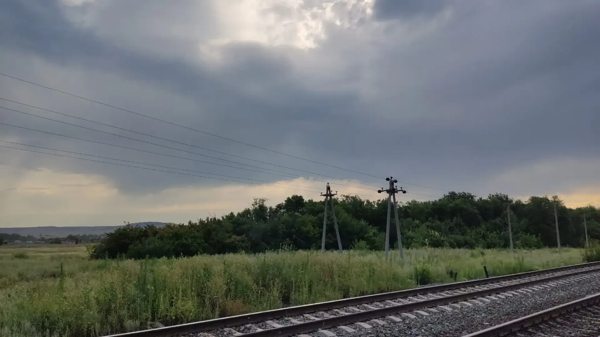 🌧️☀️🌧️Два циклона объединились и покинули Оренбуржье