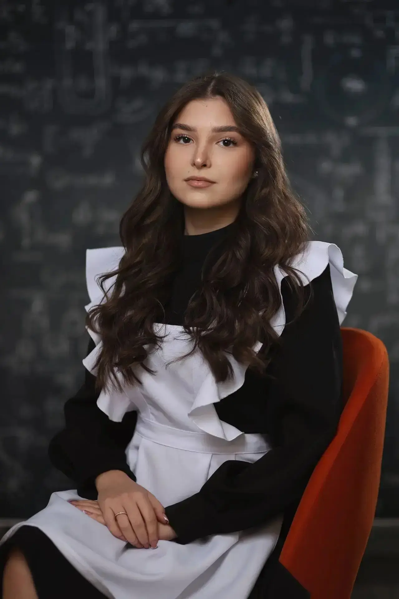🎓📚Калимуллина Эльза Азатовна, ученица 11 "Б" класса МБОУ «Лицей №2» г. Буинска 
Русский язык: 89 б