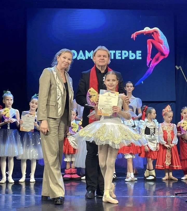 🏆Ученица нашей школы стала лауреатом престижного международного конкурса «Подмастерье»!  В Москве со