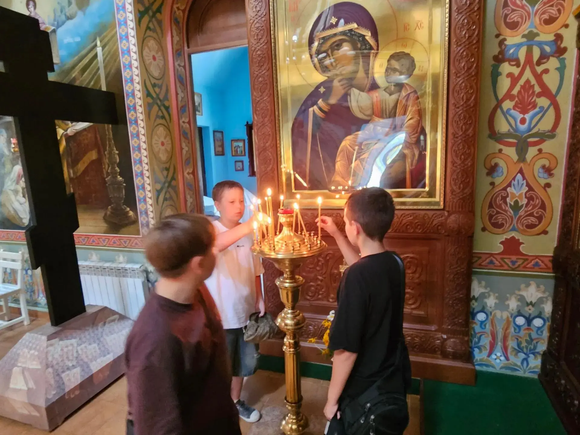 И снова лагерь😃 день 1⃣3⃣

Сегодня ребята совершили экскурсию в храм Рождества Пресвятой Богородицы