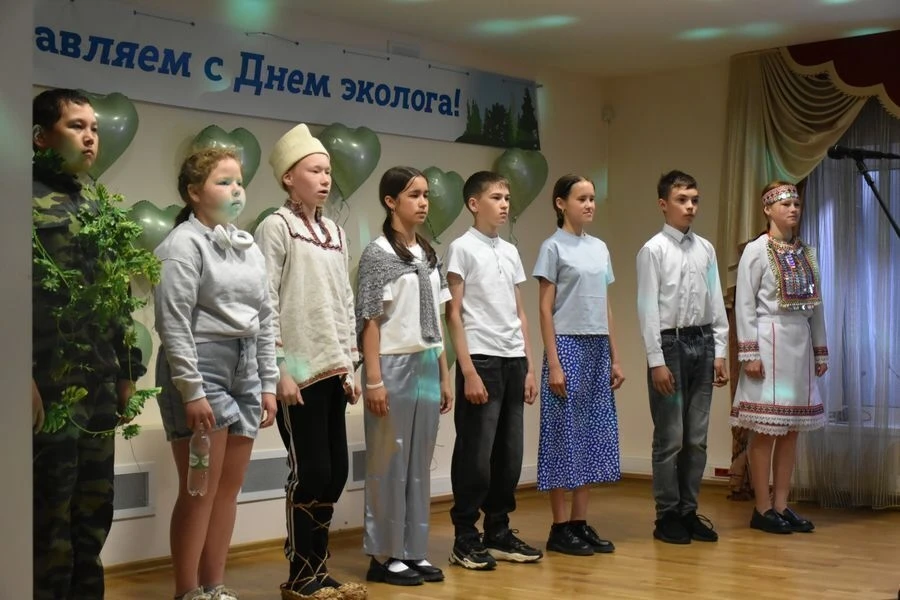 На Дне эколога в Минприроды Марий Эл выступили победители Республиканского конкурса агитбригад 

🌱П