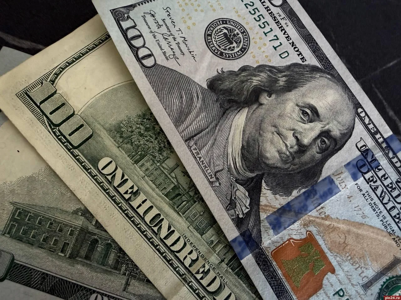 💵 Доллар и евро пробили сотню: чем грозит псковской экономике ползучее ослабление рубля