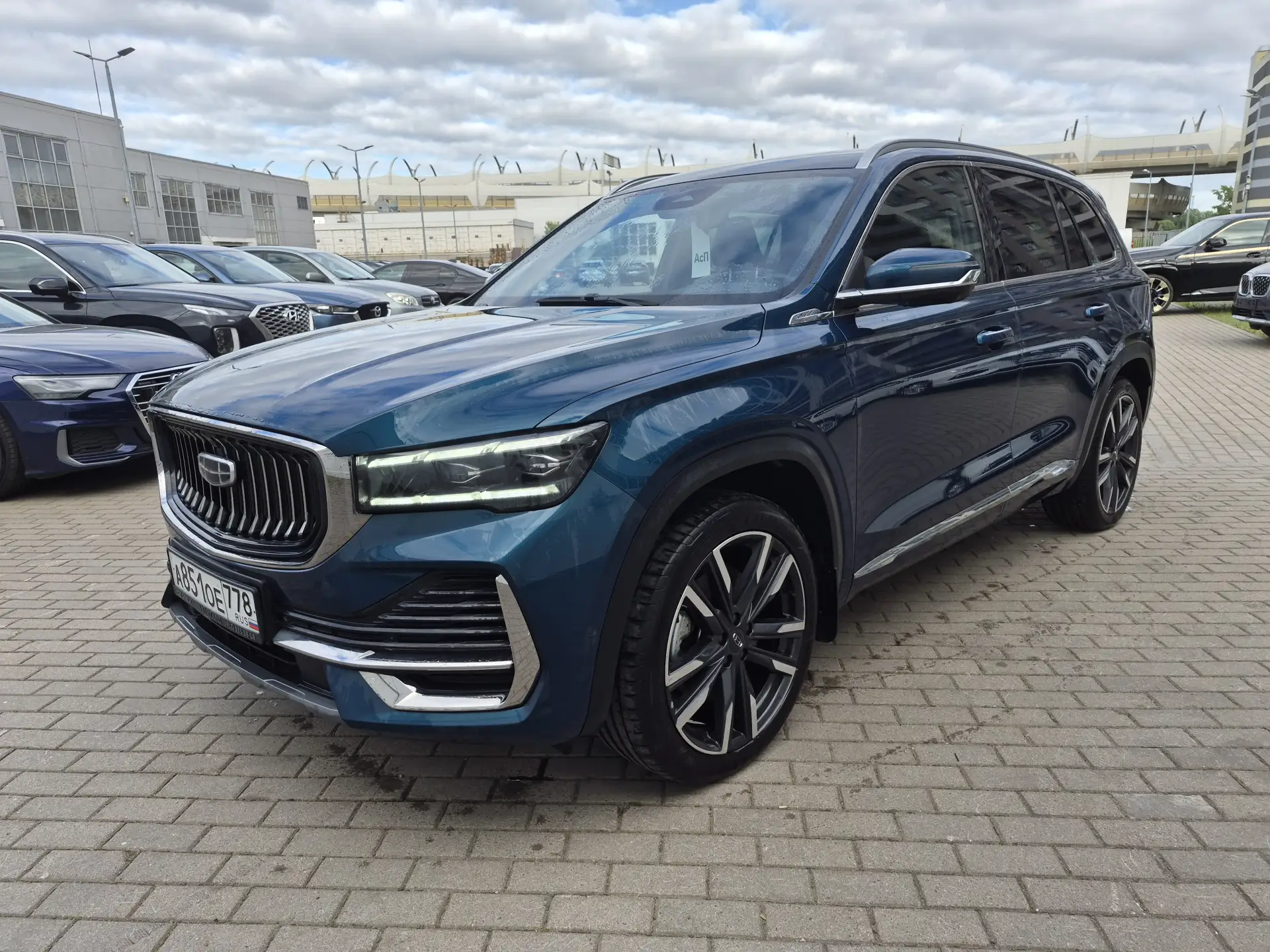 Geely Monjaro  
2023 год
Пробег 44000 км
Цена 3 250 000 руб.  
Комплектация Flagship
ООО «ЕВРОСИБ ЛА