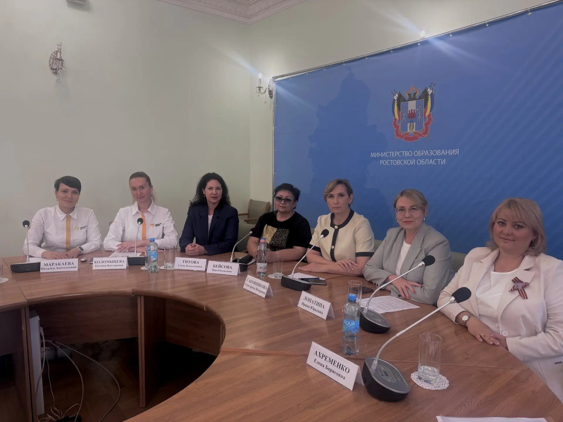 Советник директора по воспитанию Аксайской школы № 2 представила опыт школы на областно...