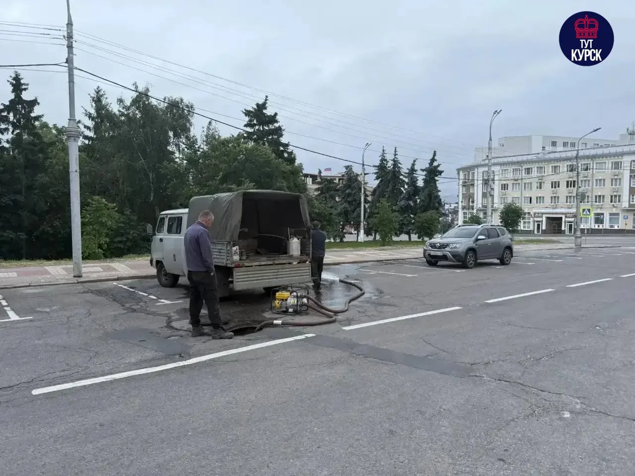 😱 Порыв холодного водоснабжения произошел на Красной площади

На место оперативно прибыла аварийная