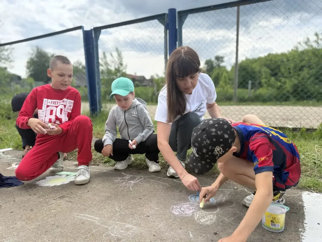 ☀️В рамках Международного дня защиты детей на территории Нармонской школы прошло яркое ...