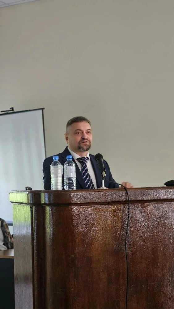 Участники Пленарного заседания.