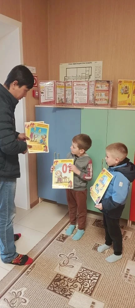В старшей группе "Лучики" в рамках проведения операции "Жилище-2026" воспитатель Чегода...