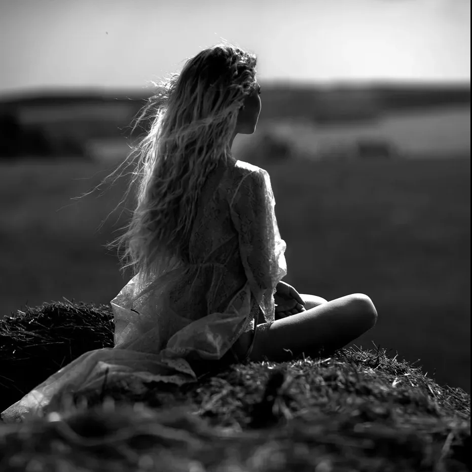 А ты всю жизнь ждала, что этот человек раскается и что он попросит у тебя прощения... Н...