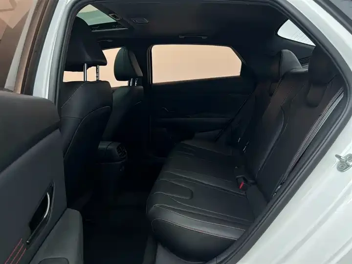 ‼️ HYUNDAI ELANTRA  Premium Edition‼️

⚙️ Двигатель: 1.4T (140 л. с.)
📍 Год выпуска: март 2023
🔧 П