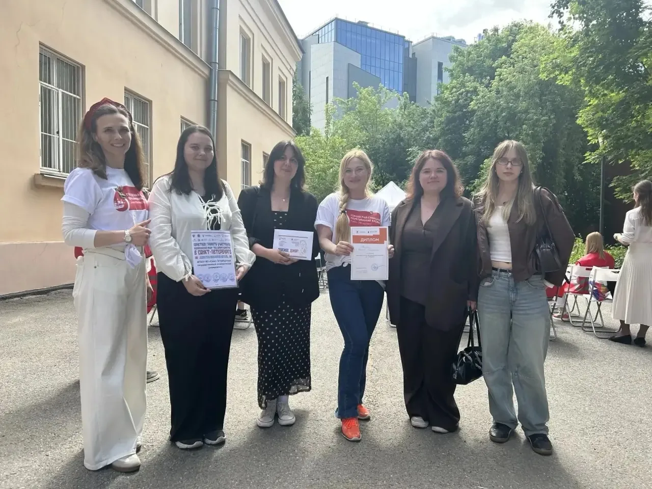 СПбГЭУ отмечен наградой за вклад в развитие донорского движения

В преддверии Всемирного дня донора 