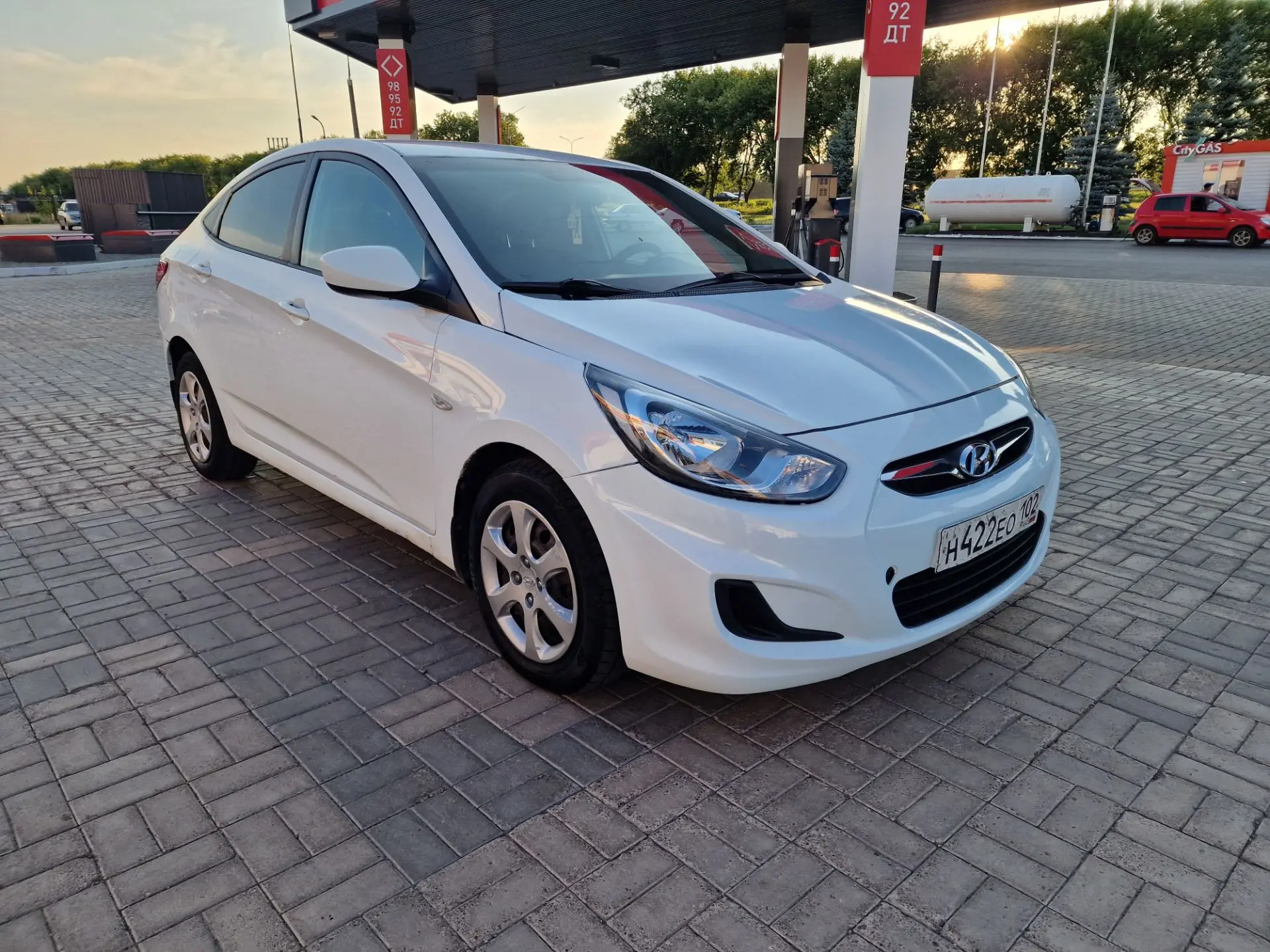 В ПРОДАЖУ ПОСТУПАЕТ НАДЕЖНЫЙ СОЛЯРИС 

🚘Хундай Солярис
📆2012 год
✅️4 хоза
✅️Автозапуск
✅️Музыка 2 