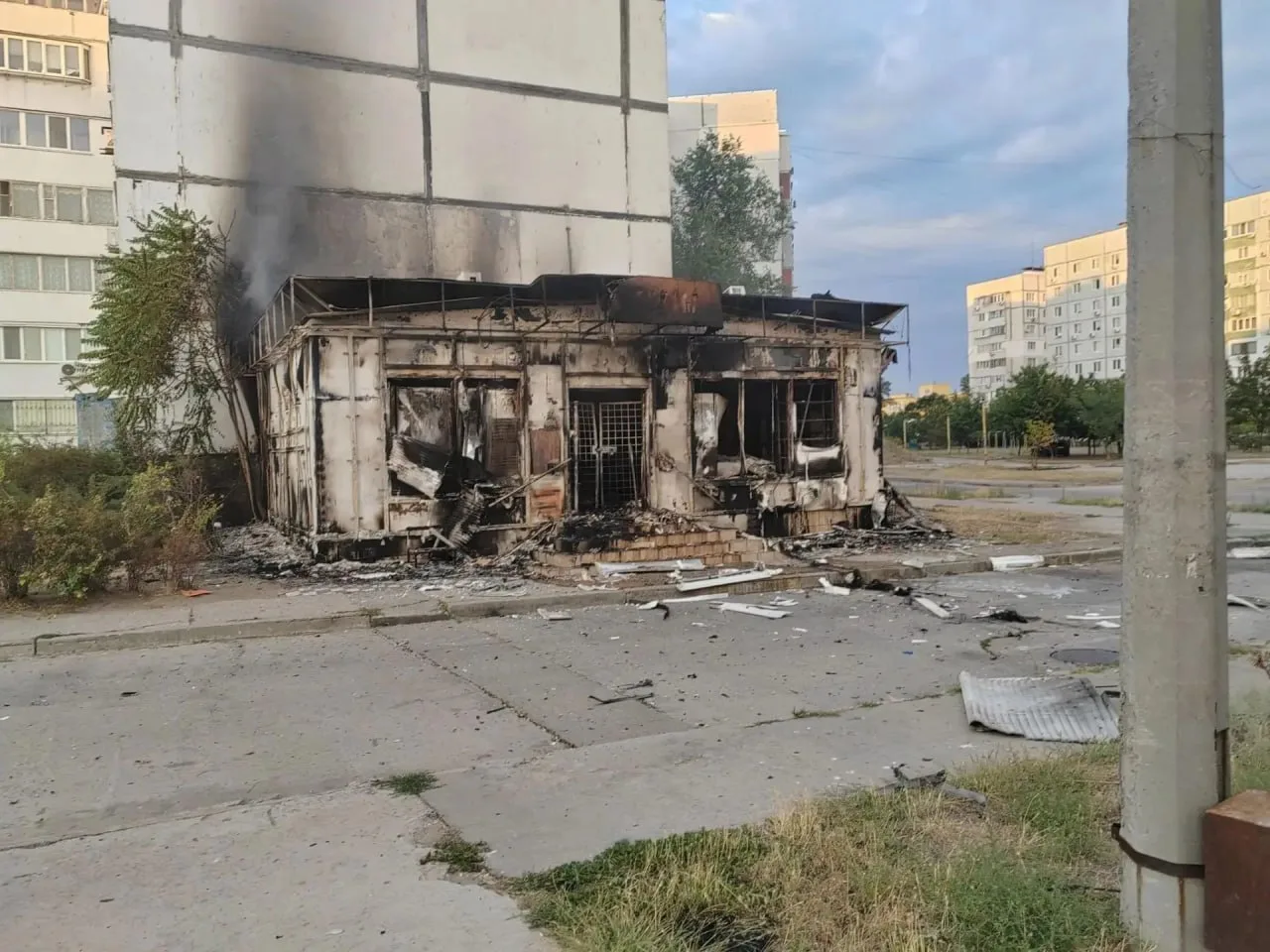 Под ударом БпЛА ВСУ снова продуктовые магазины в Энергодаре — глава города