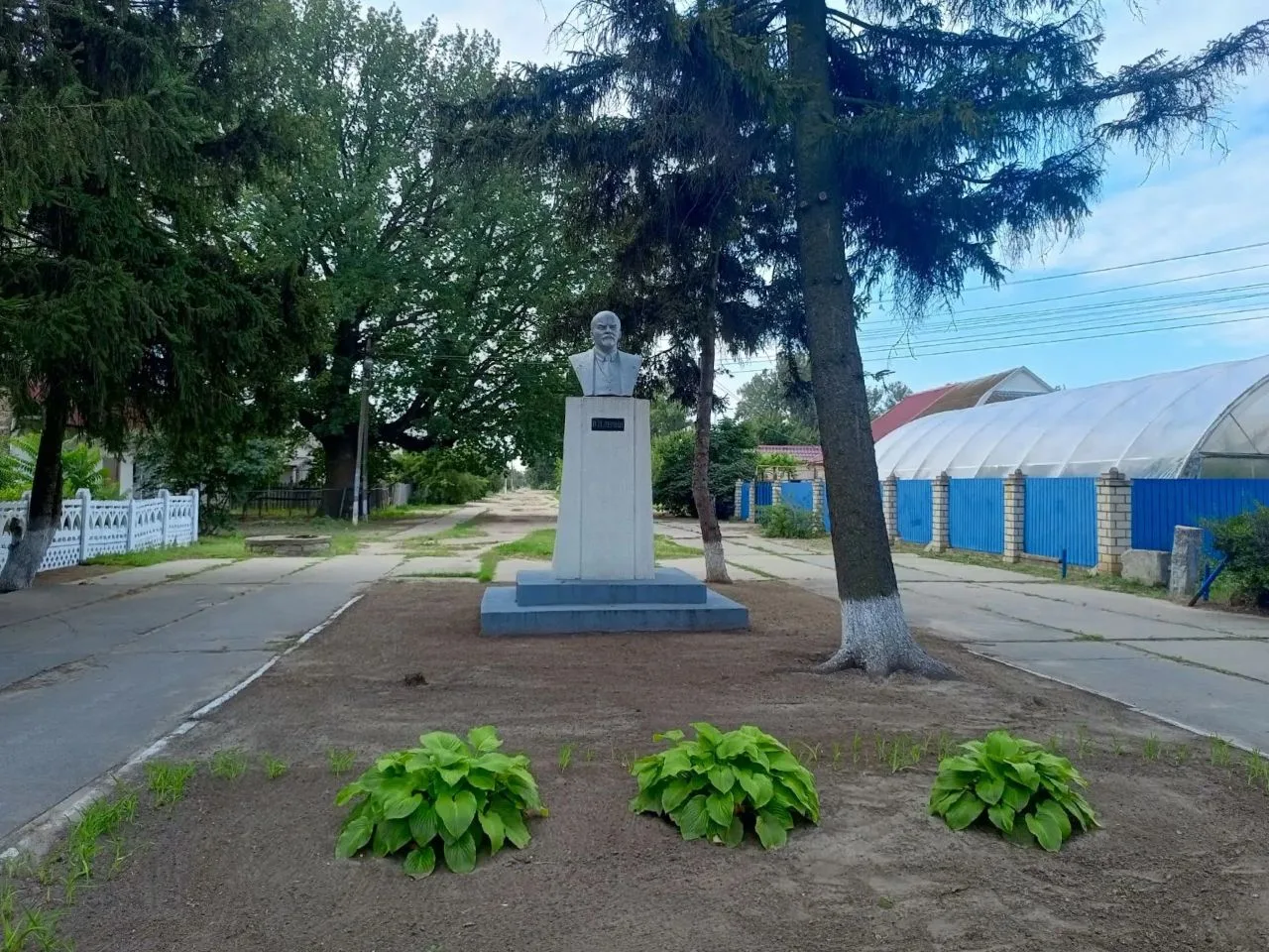 Подводим итоги месяца в сфере коммунального хозяйства в рубрике #конкретные_дела_АМО  

🏡 Сотрудник
