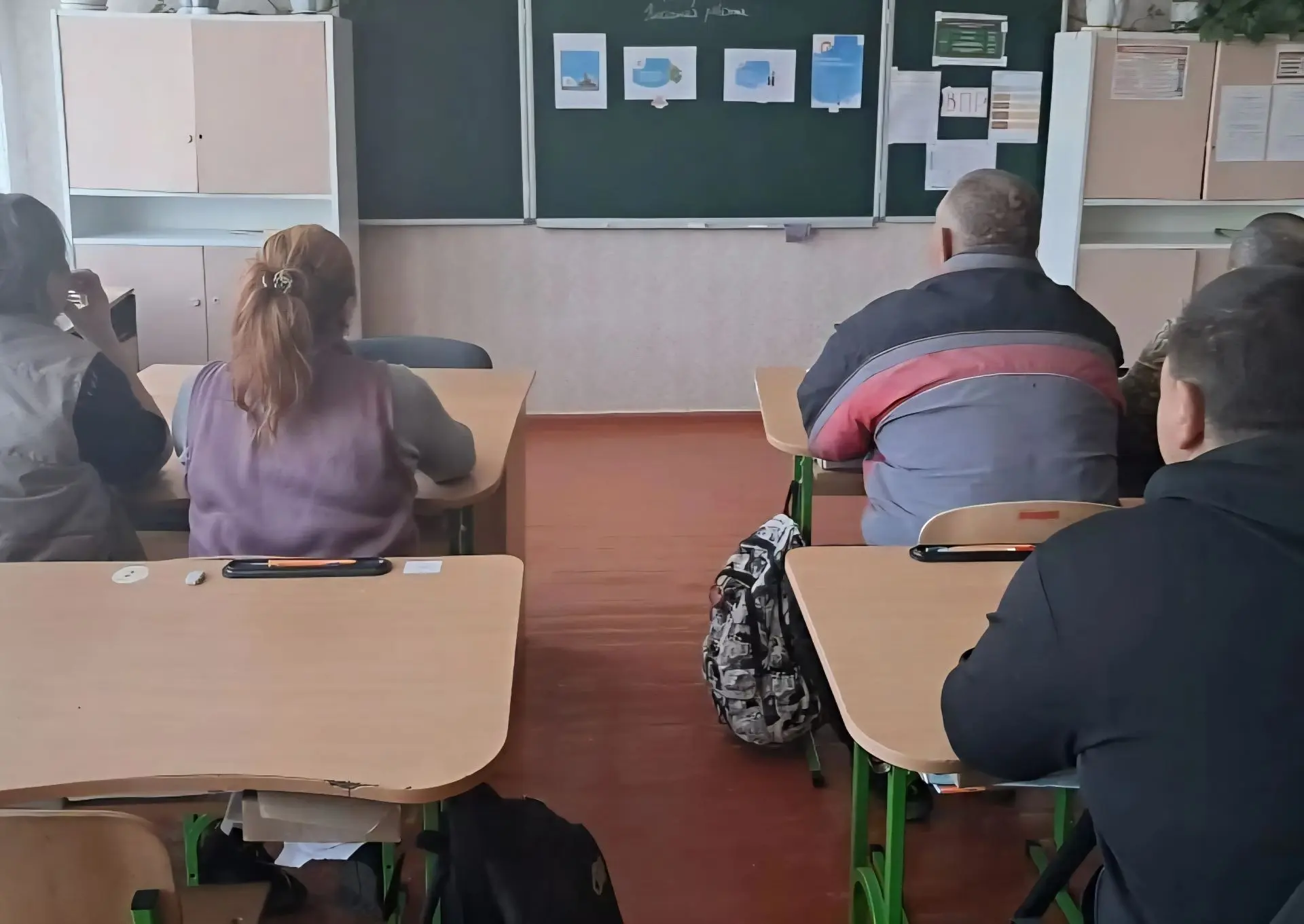 В рамках IX этапа Всероссийской просветительской эстафеты "Мои финансы" с обучающимися,...