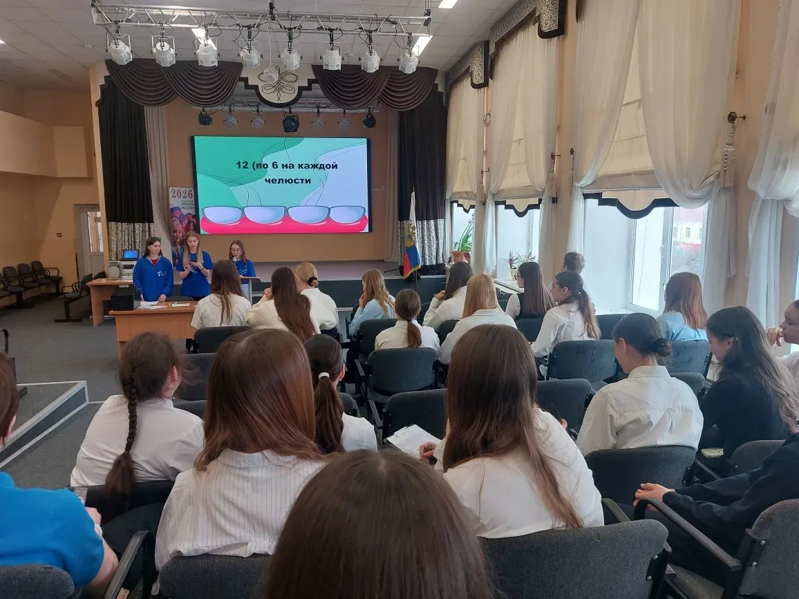 🧬 7Б расшифровал «Гастро-кодекс»!  Сегодня наш класс принял участие в увлекательной научно-популярно