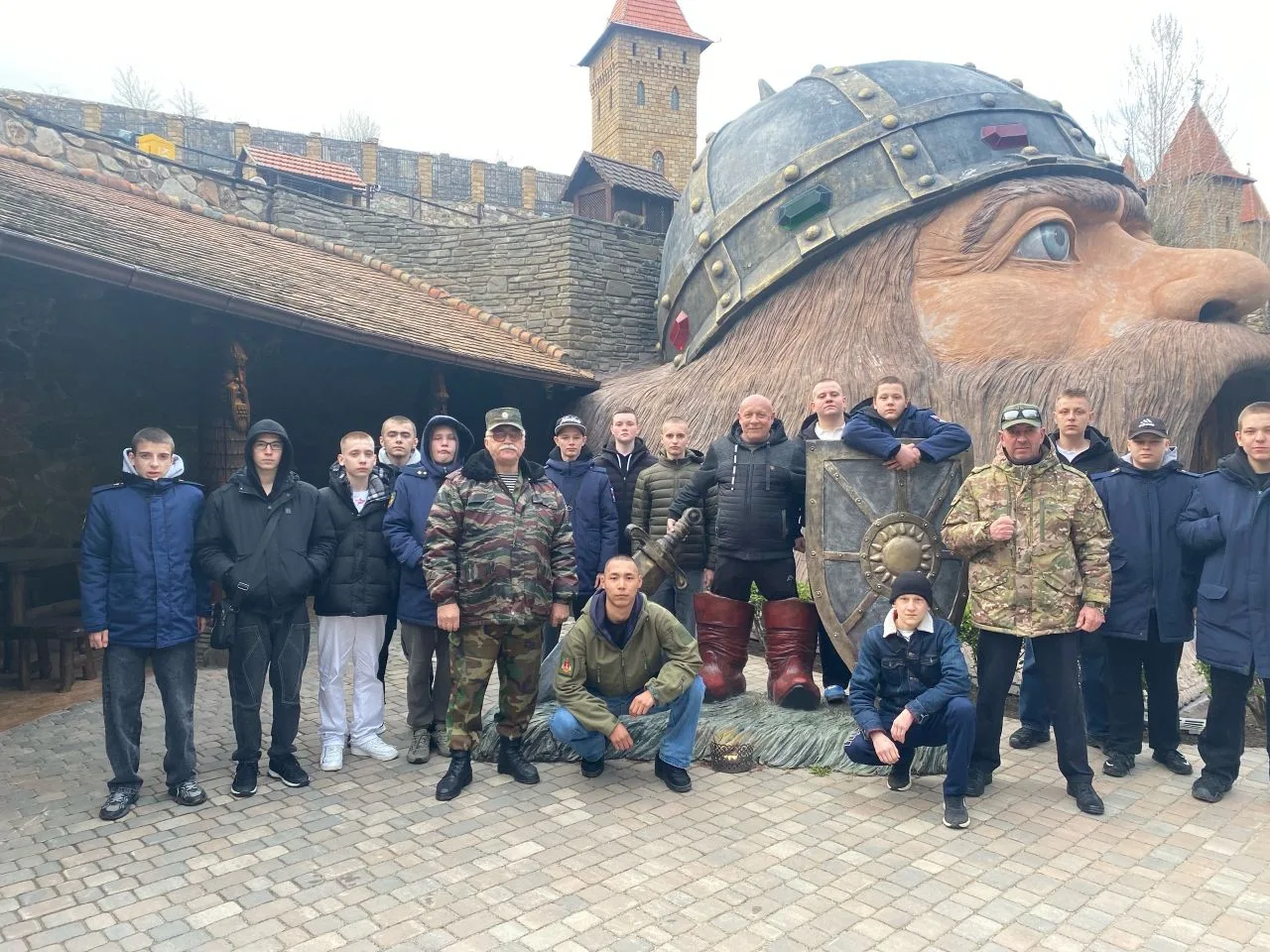 Фото привет от курсантов 8к, 9к и 10а! Экскурсия в Ростовскую область запомнится надолго 🇷🇺