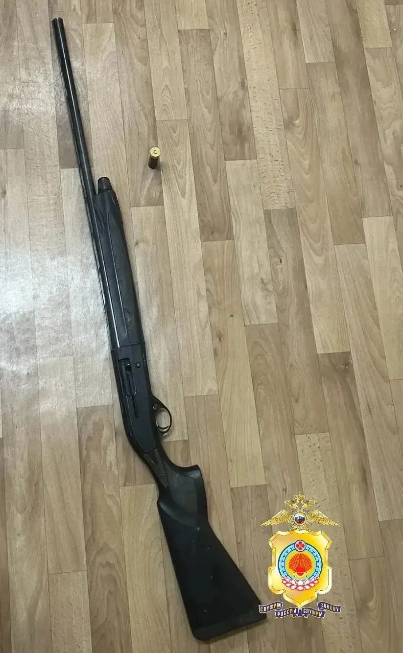 🚨 В Элисте задержали мужчину, устроившего стрельбу в кафе