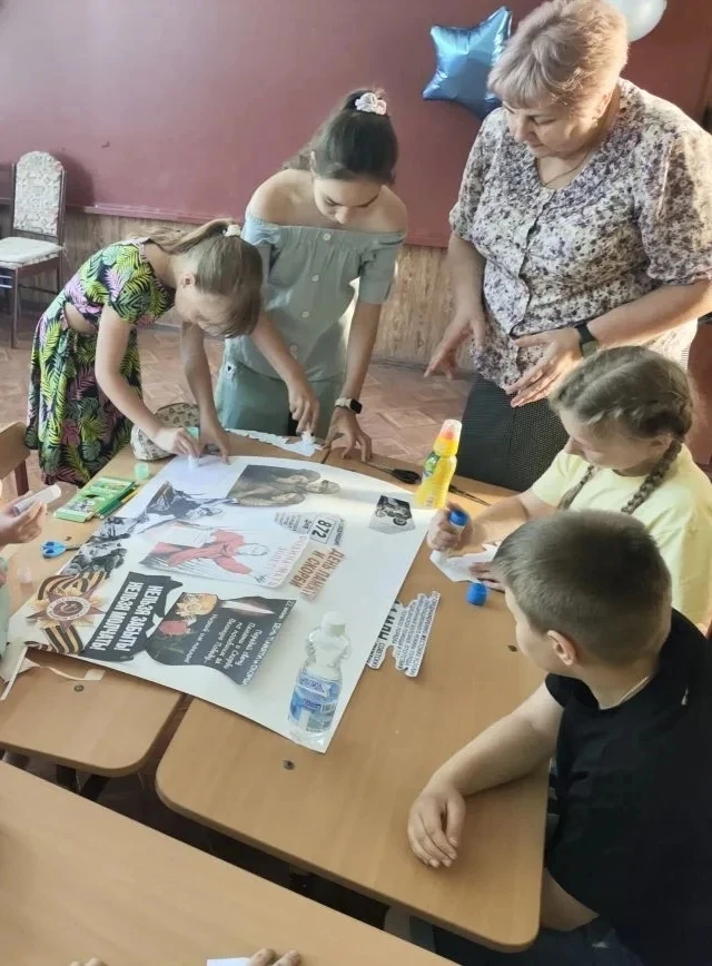 День памяти и скорби — это день глубокой печали, но также надежды и отваги. Это не просто возвращени
