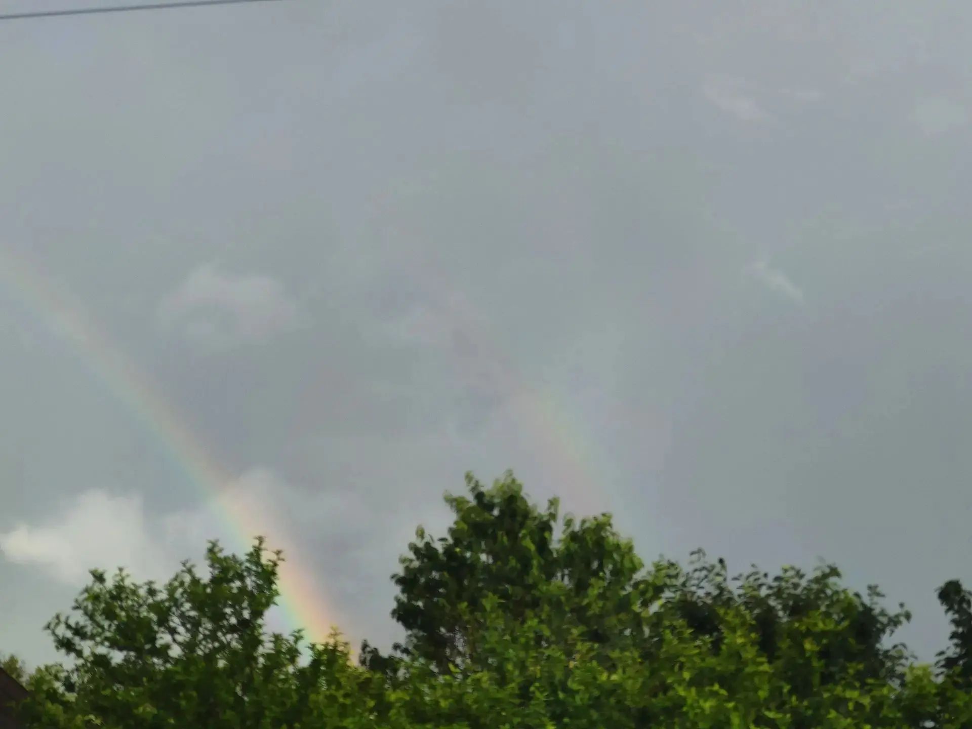 🌈 После дождя на небе в Новокубанске появилась двойная радуга.