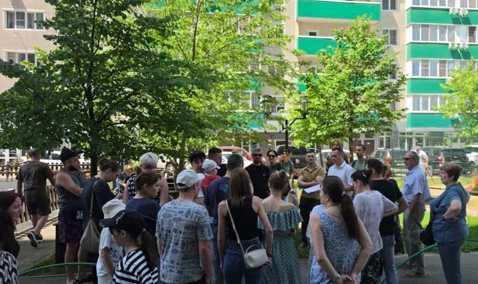 📄 🏢 Жители двух ЖК в Краснодаре заявили о поддельных протоколах собраний

Собственники ЖК «Сказка 