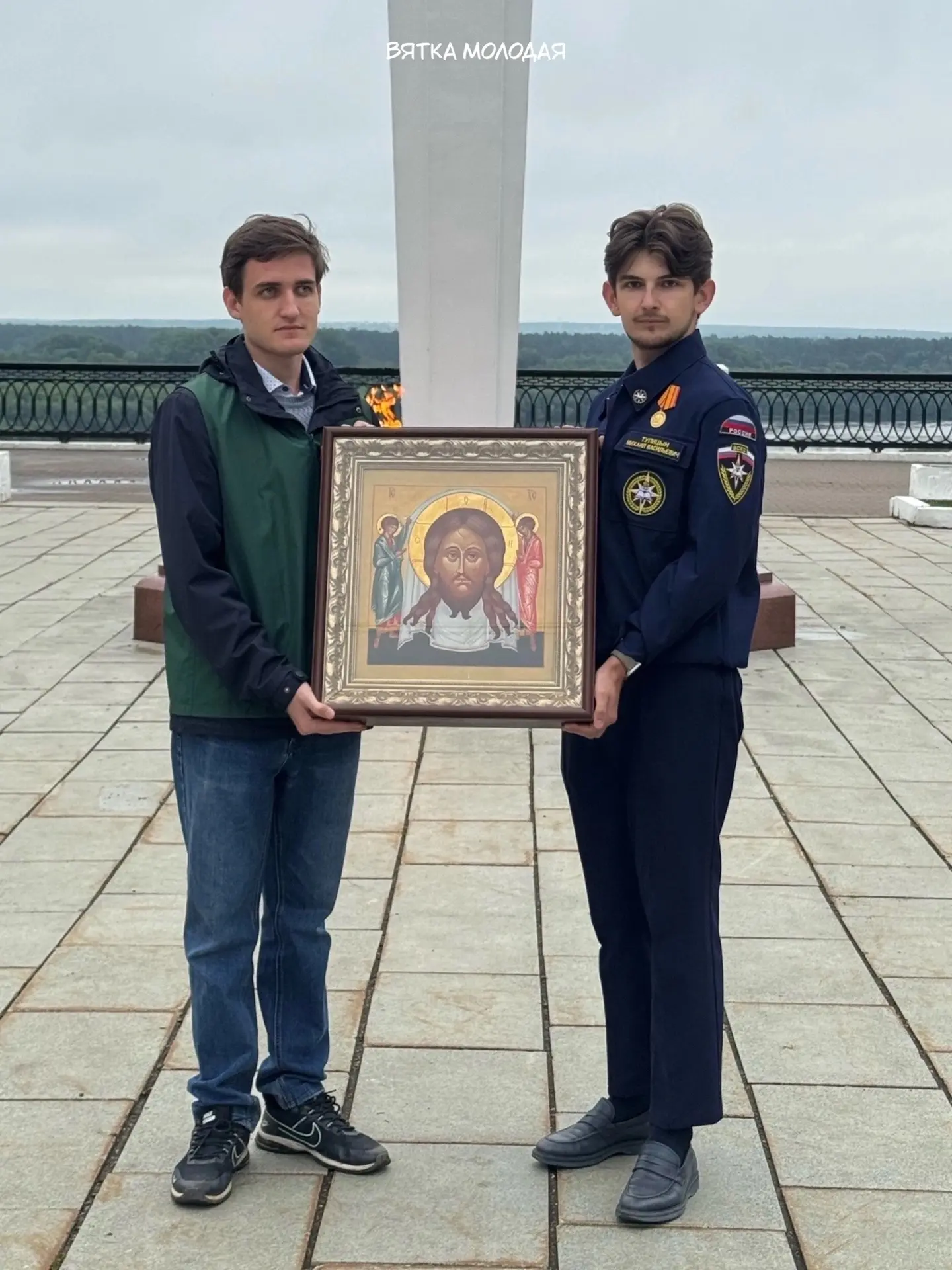 Сегодня в 4 утра прошла Лития, приуроченная ко Дню памяти и скорби. Её совершил руководитель Епархиа