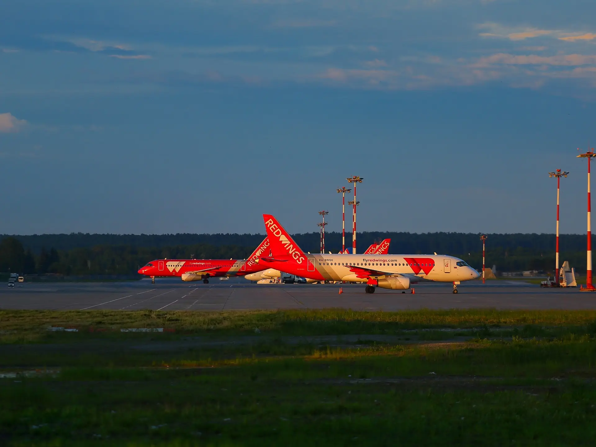 Камера. Свет. Мотор. В главной роли — крылья RW ✈️❤️

Фото: Женева Нефедова 

#этокрасиво 

@flyredw