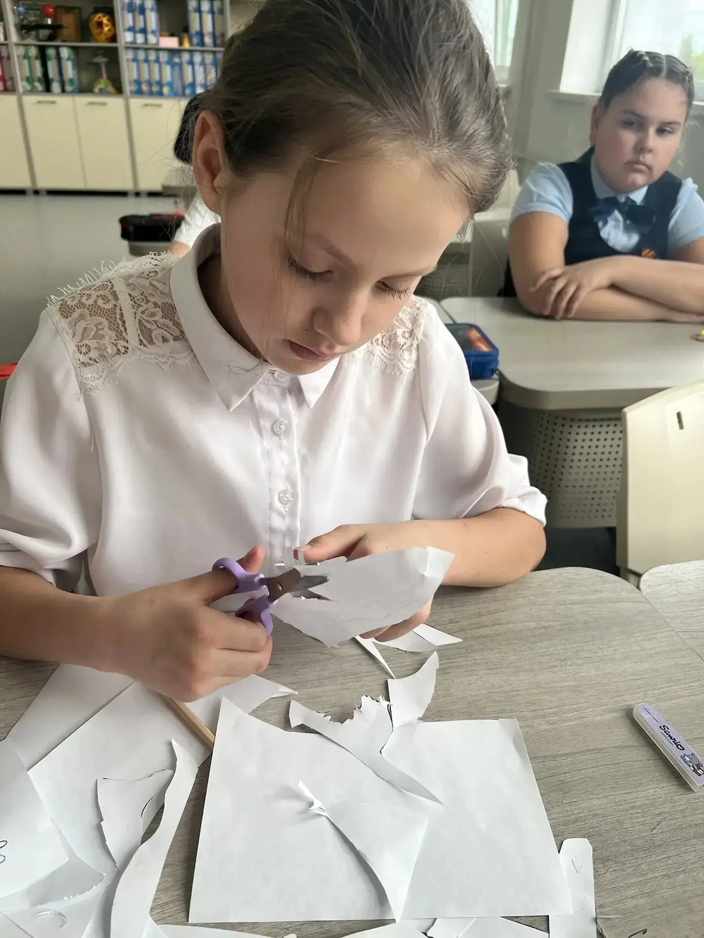 🎗Учащиеся 3а класс (кл. рук. Чернышева И. С.) участвуют в акции, посвященной Великой Победе.   ✨Ребя
